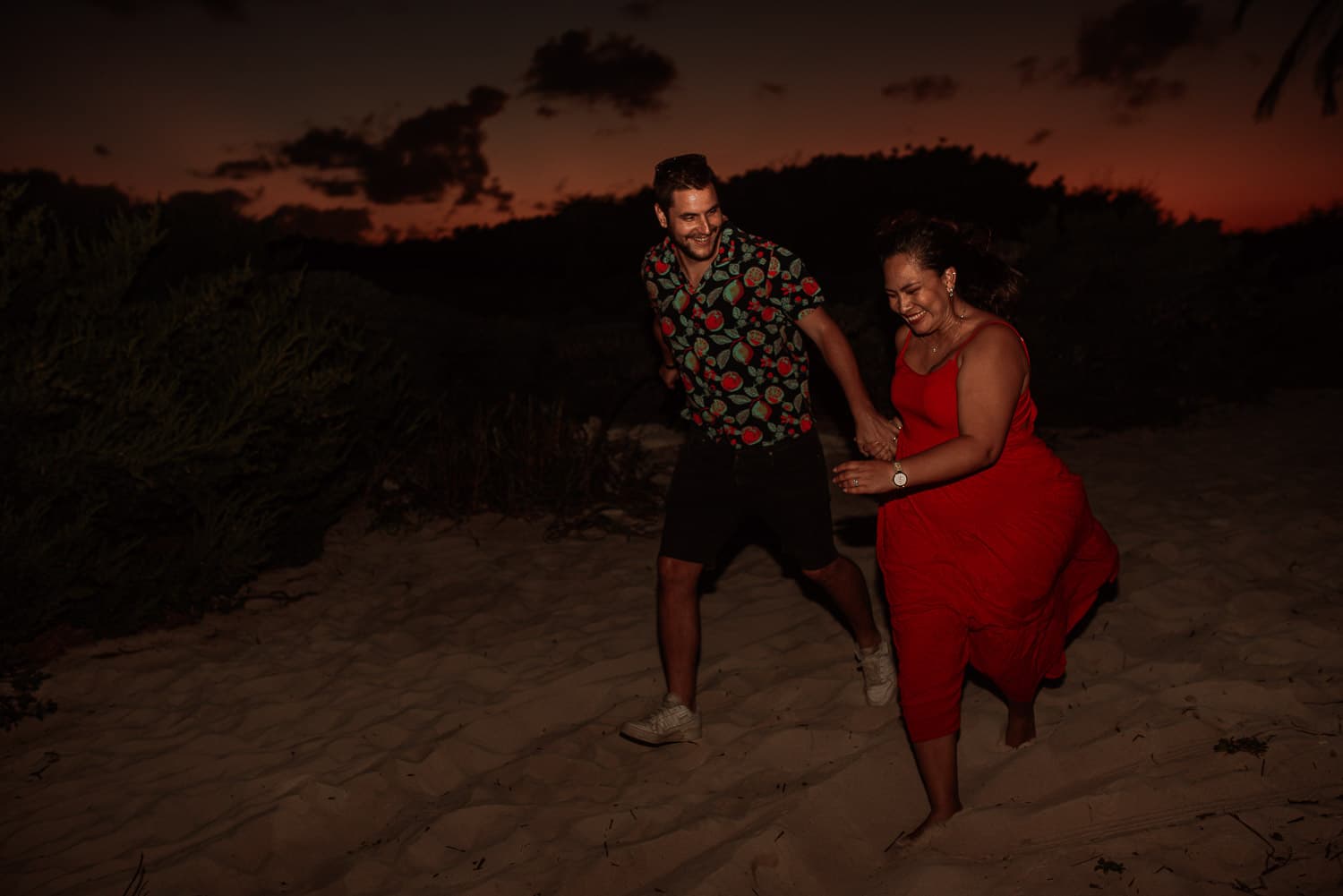 Fotografía de save the date en Cancun por Jesús Amaya fotógrafo de bodas destino en México